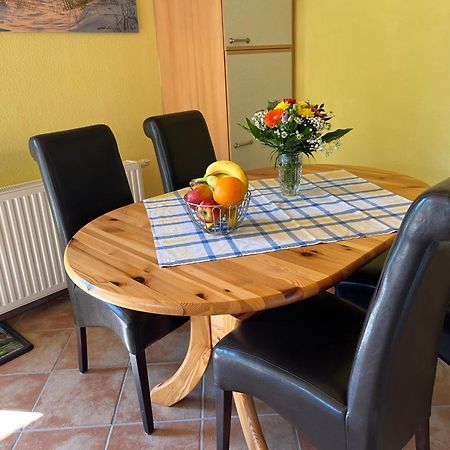 Ferienwohnung "Seemoewe" Born Bagian luar foto